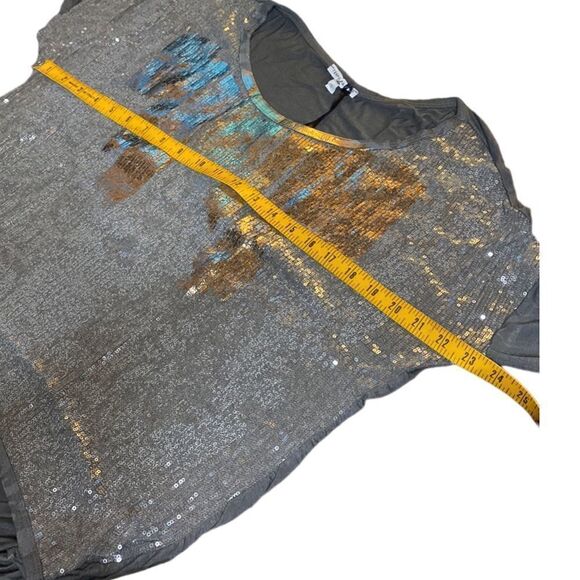 Lightweight Sequin Fancy Gray Gold Long Sleeve Shirt - Picture 10 of 10